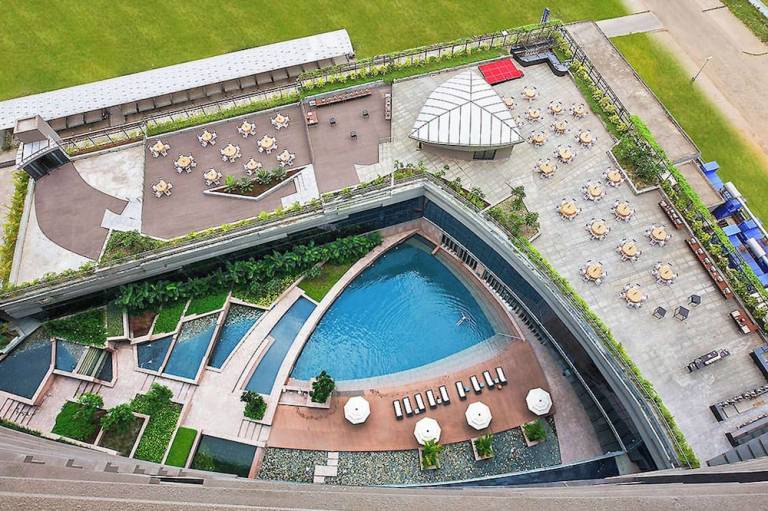 Novotel Kolkata Hotel & Residences Hotel