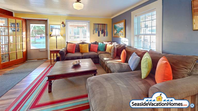 THE BEACH BALL HOUSE — photo 5