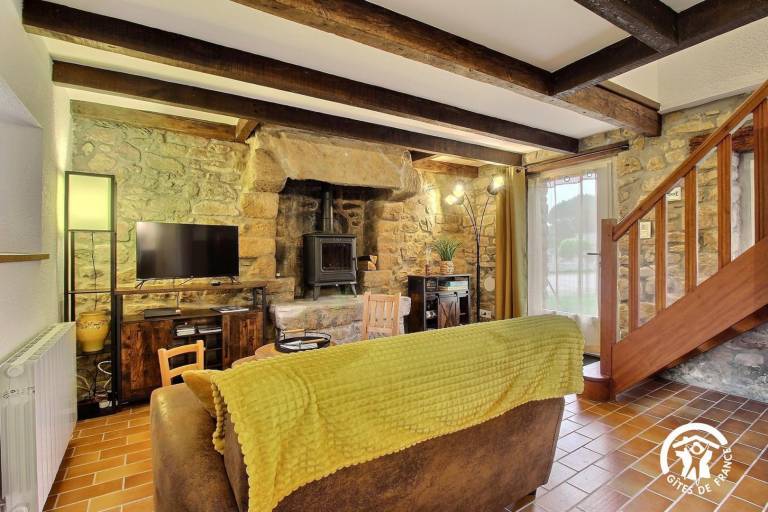 Gite with patio, garden & barbeque | Pet-friendly — photo 3