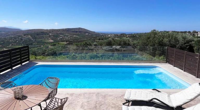 Villa with pool in Hersonissos