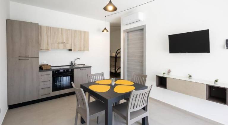 Residence Dara 309, 310 - Free Parking, Patio, Wi-Fi, Air conditioning — photo 5