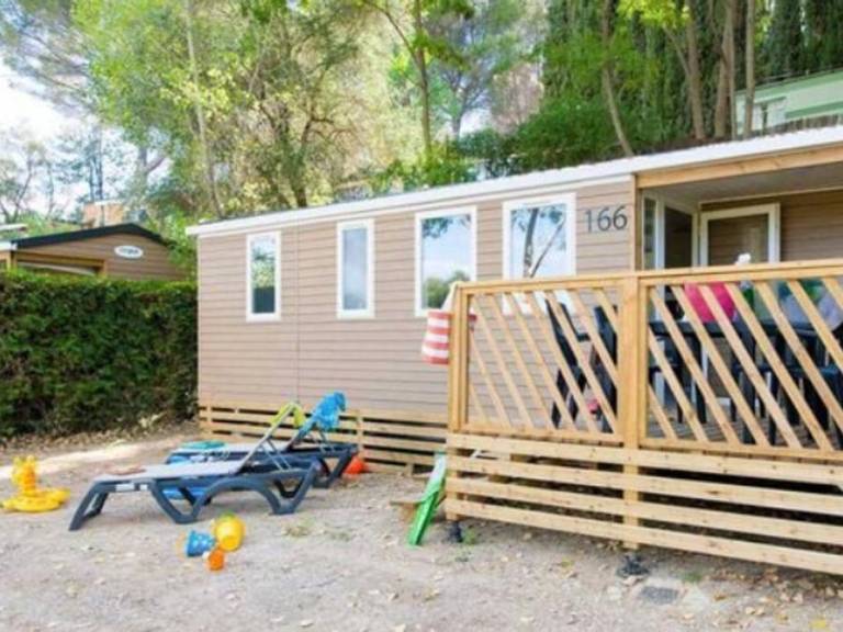 Mobile home with heated pool & terrace — photo 4