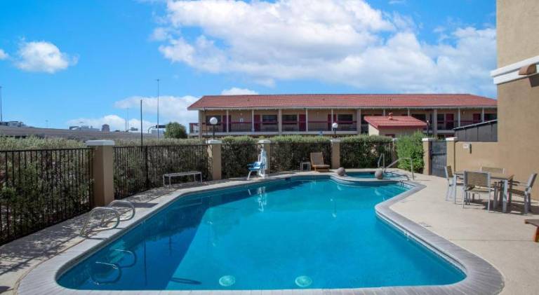 Country Inn & Suites by Radisson, Tucson City Center AZ — photo 2