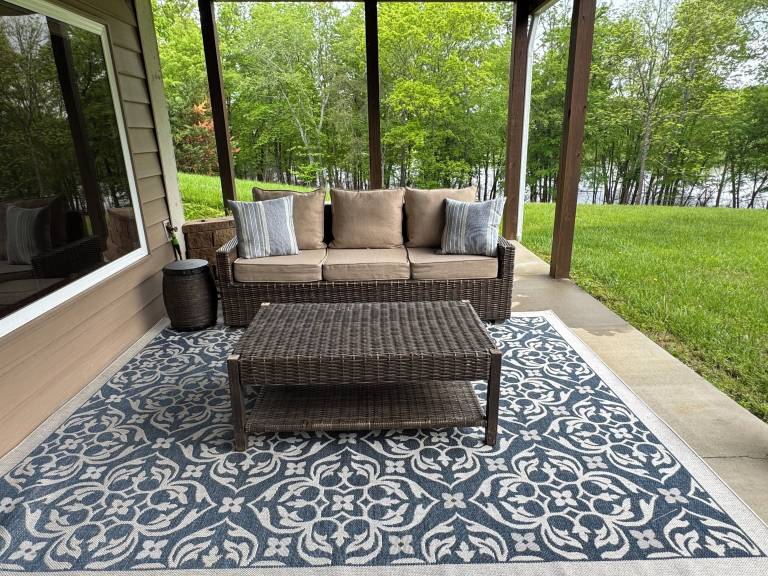 House Nolin Lake