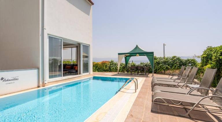 Villa with terrace, pool & BBQ — photo 3