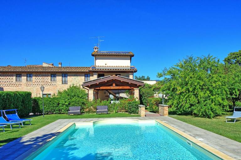 Family-friendly villa with private pool, barbecue & terrace | Pets are welcome in Perugia