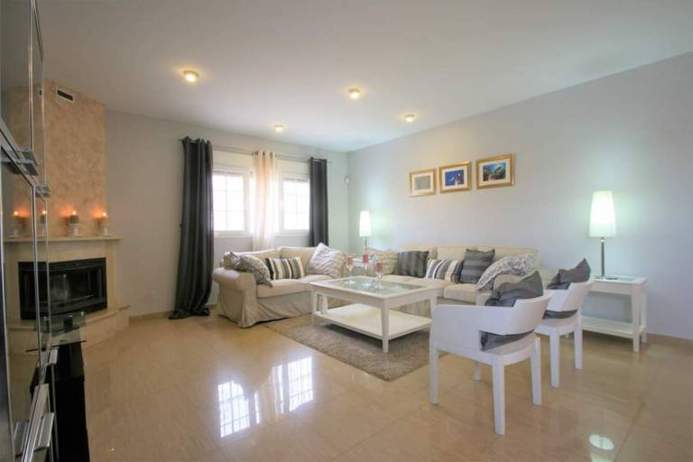 Fully equipped nice house with terrace, barbeque & hot tub | Pet-friendly — photo 2