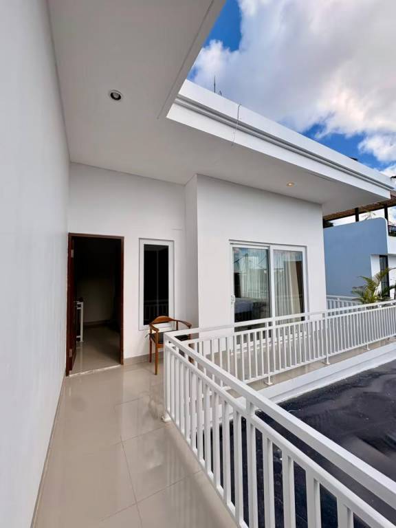 Vacation home with pool & yard | Suitable for remote work | Pets allowed — photo 3