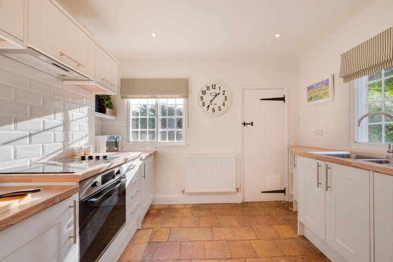 Fully equipped cottage with garden | Pet-friendly — photo 4