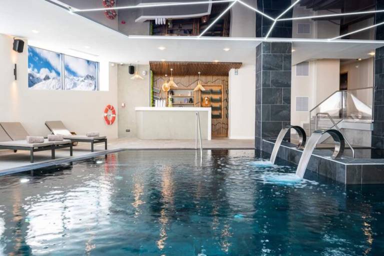 Holiday apartment with jacuzzi & sauna — photo 5
