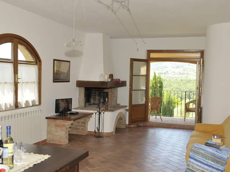 Fully equipped beautiful vacation home with BBQ, yard & terrace | Pet-friendly — photo 2