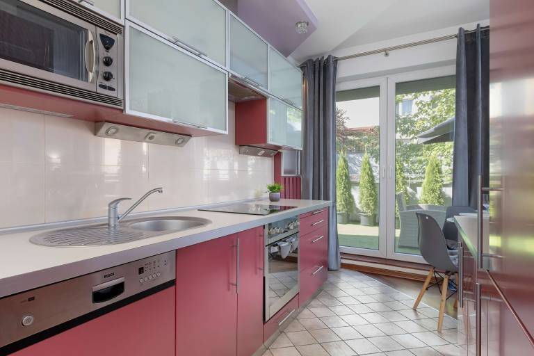 Marczy skiego 3 Krak w Grey and Pink Apartment with Parking Desk Terrace and Bathtub — photo 5
