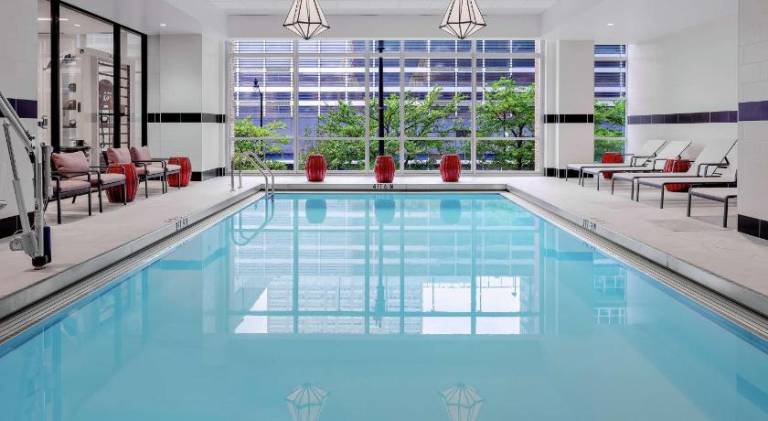 Home2 Suites by Hilton Chicago McCormick Place — photo 3