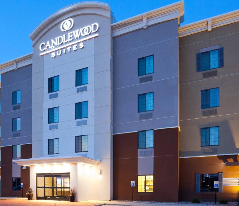 Candlewood Suites Dickinson By IHG — photo 3