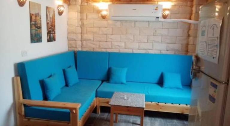 Serviced apartment with terrace, jacuzzi & yard — photo 4