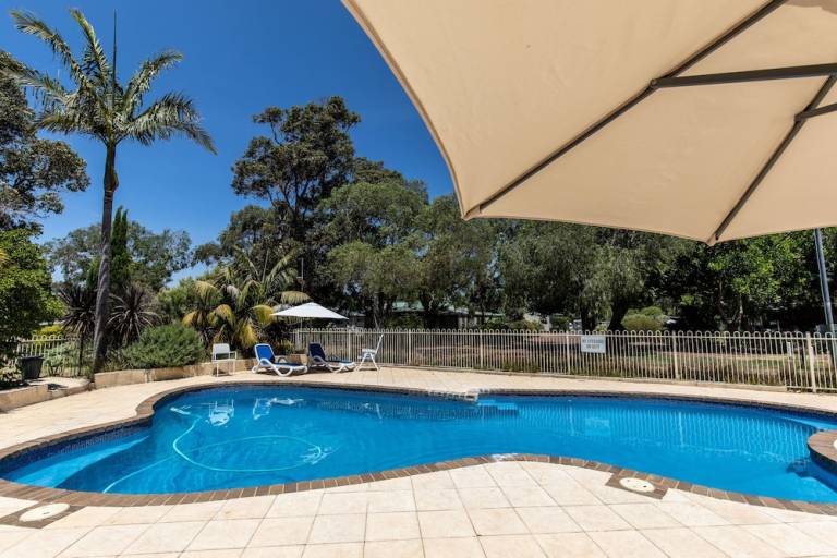 Resort  Bramley