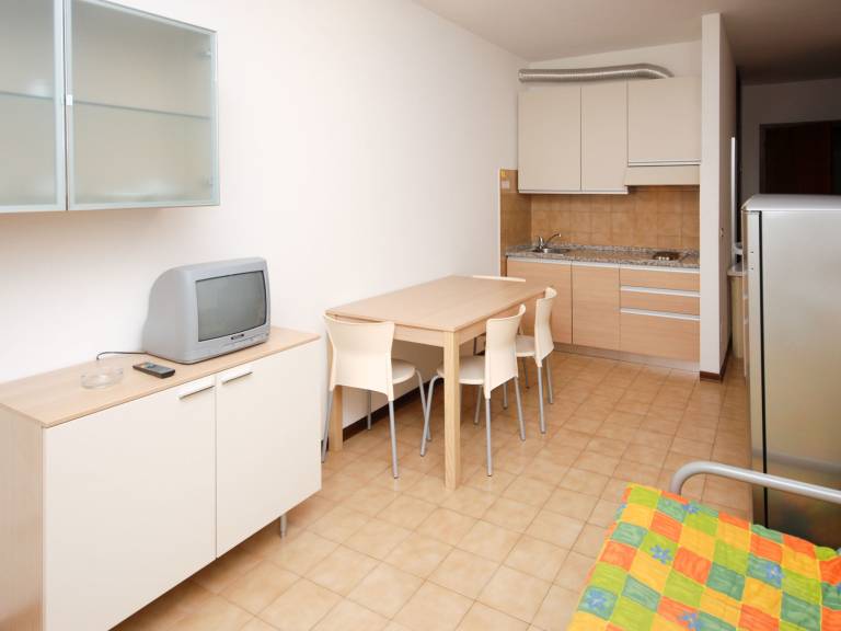 Beautiful holiday apartment with terrace & pool | Close to the beach | Pet-friendly — photo 4