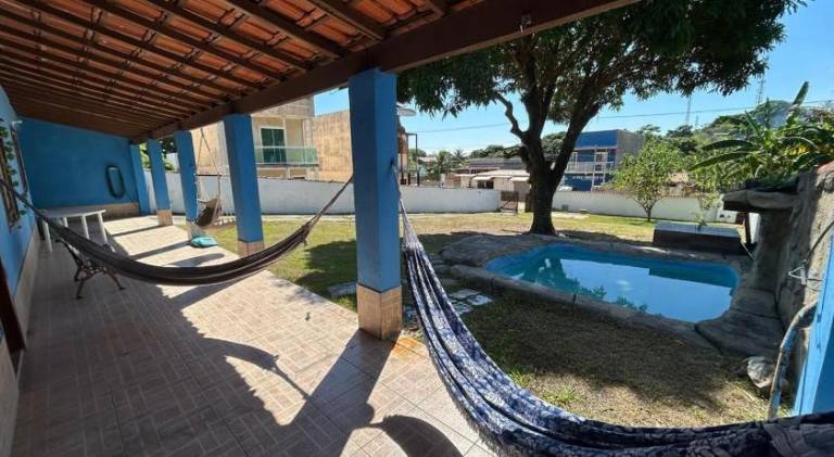 House with pool in Araruama