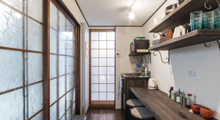 Vacation home with garden & patio | Perfect for remote work | Pets are welcome — photo 3