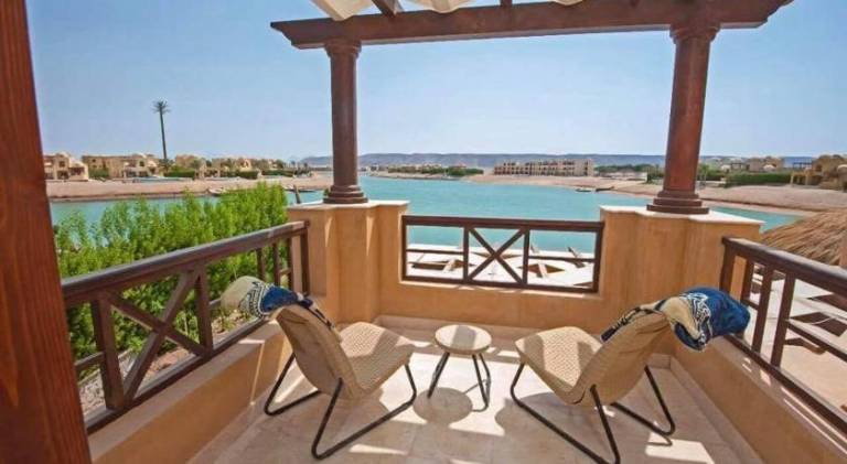 Beautiful villa with pool | Next to the beach | Pets allowed — photo 3