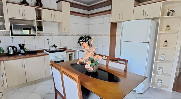 House with 2 rooms for 4 persons — photo 4