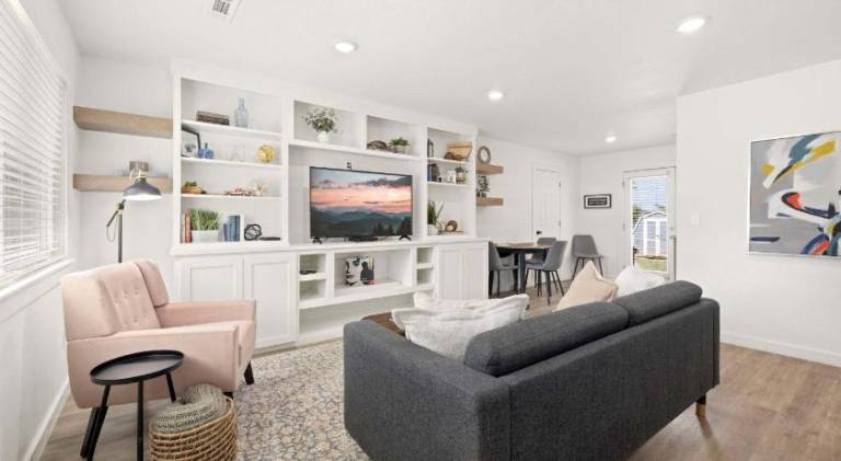 Wonderful house | Good for workation | Pets allowed in Bentonville, AR