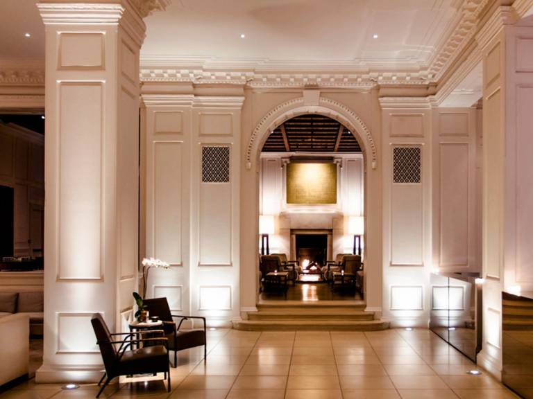 The Chicago Hotel Collection Ambassador Gold Coast in Lincoln, IL