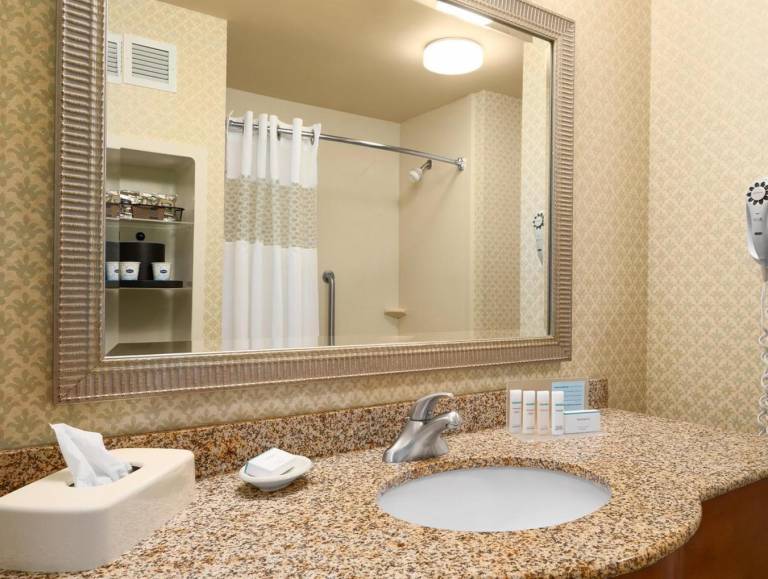 Hampton Inn Athens in Athens, OH