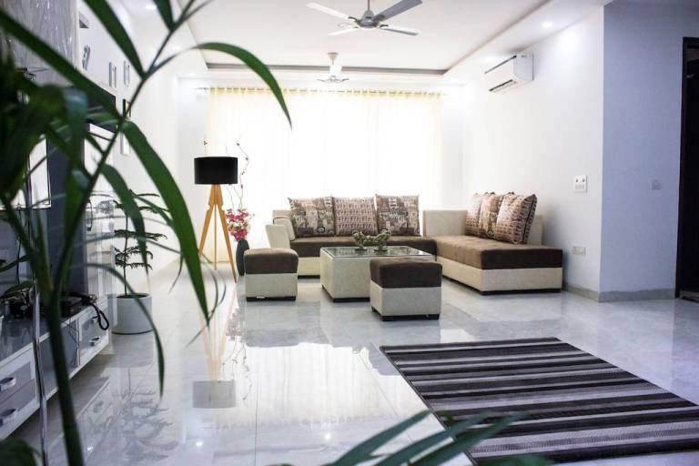 Parfait Street 3Bhk Service Apartment Near Fortis