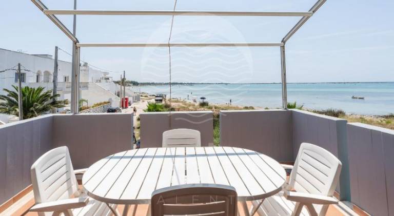 House | Beach nearby | Pets are welcome — photo 3
