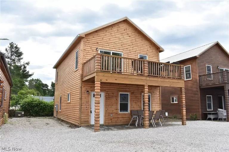 Cabin Geneva-on-the-Lake