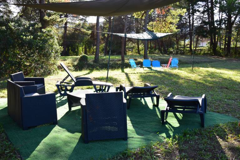 Apartment with yard & barbeque | Nature view — photo 4