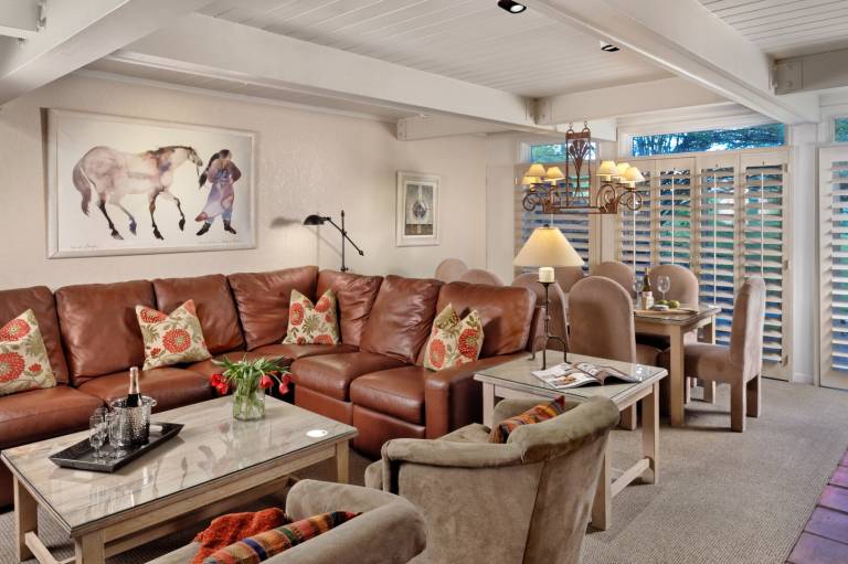 Condo with patio & private pool — photo 3