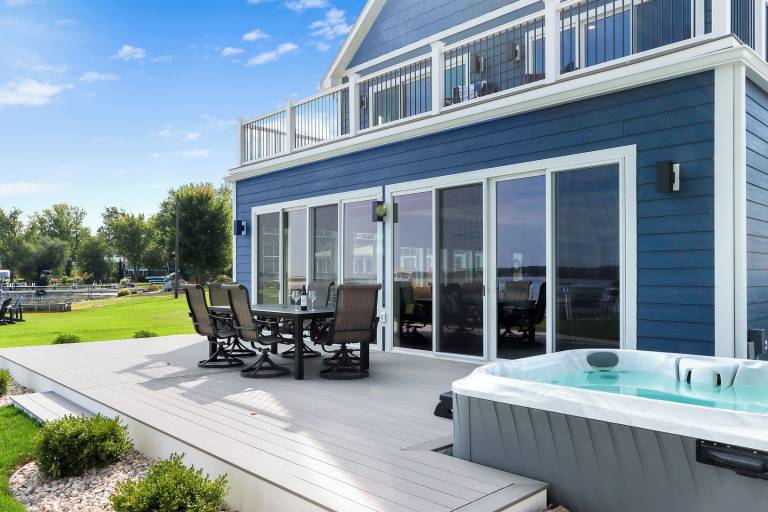 House  Delavan