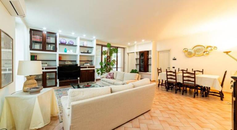 Pleasant holiday apartment | Pet-friendly in Novara