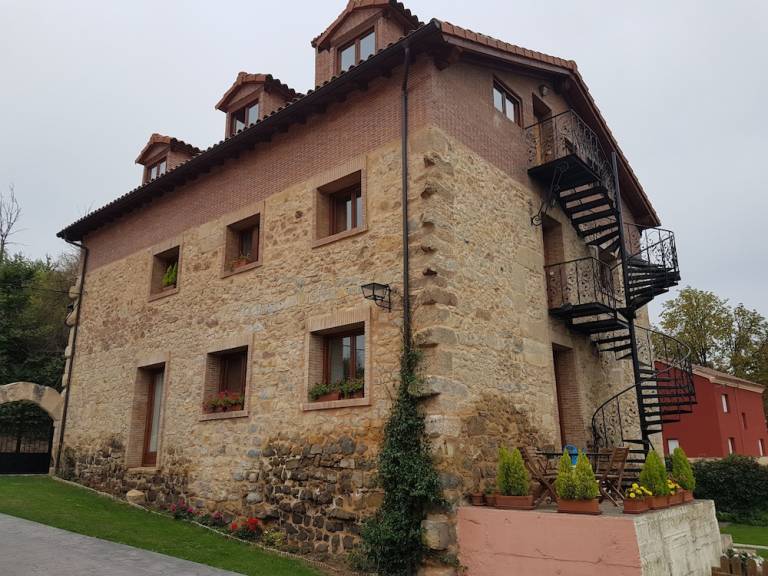 Casa Terminón
