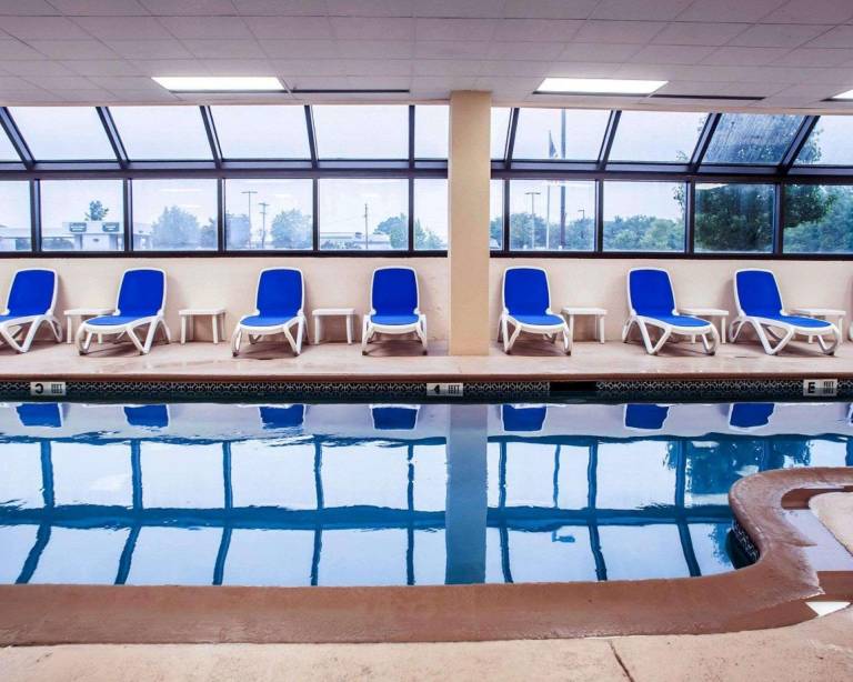 Comfort Inn & Suites Watertown - 1000 Islands — photo 4