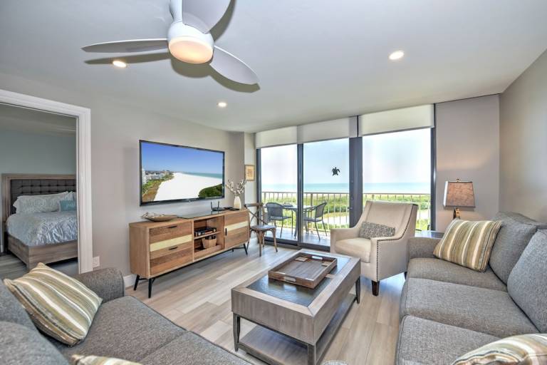 Condo  Marco Island