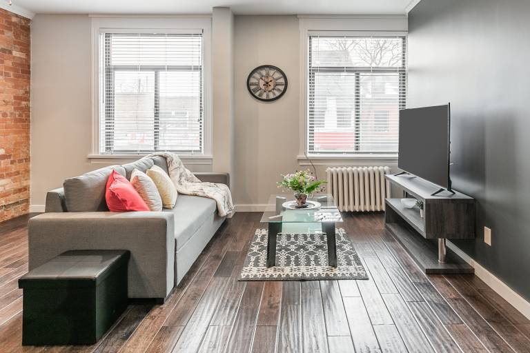 Apartment  Beasley