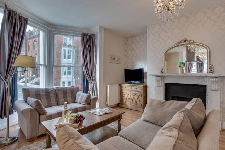 Apartment Whitby