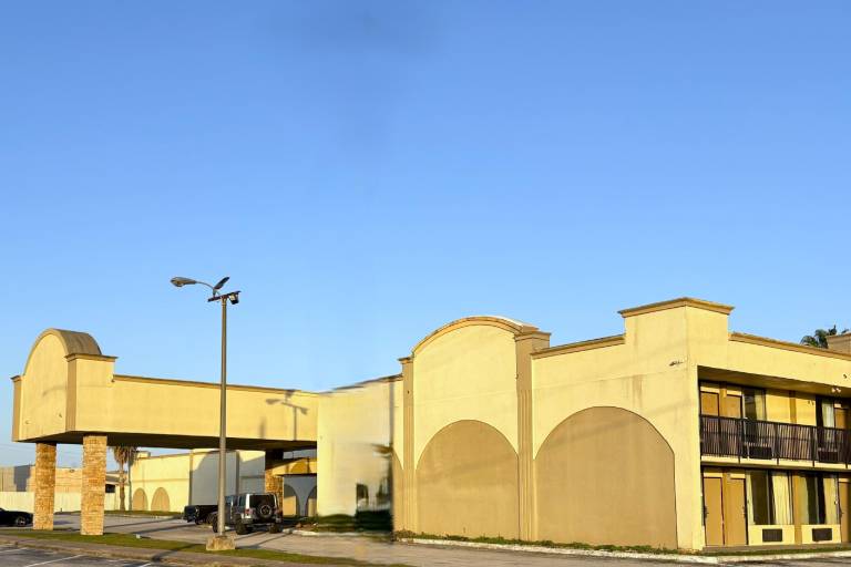 Motel 19 By Capital O Baytown I-10 — photo 5