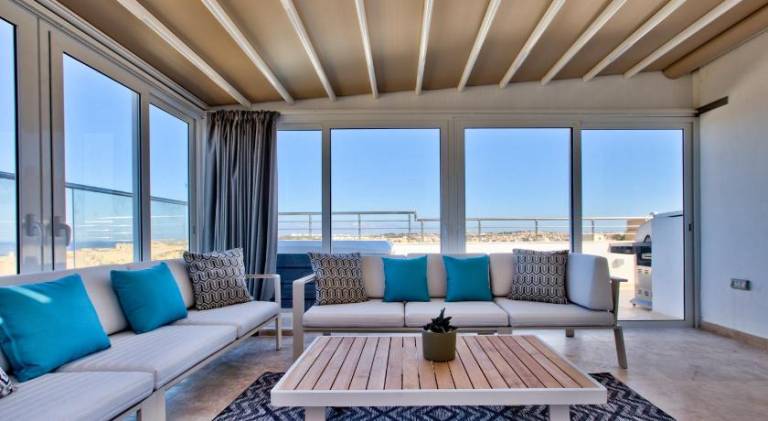 Valletta Luxury 4-Bedroom Duplex with Stunning Sea Views Private Terrace and Jacuzzi — photo 4
