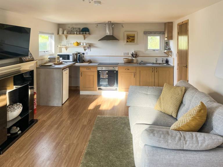 Island Lodge UK46767