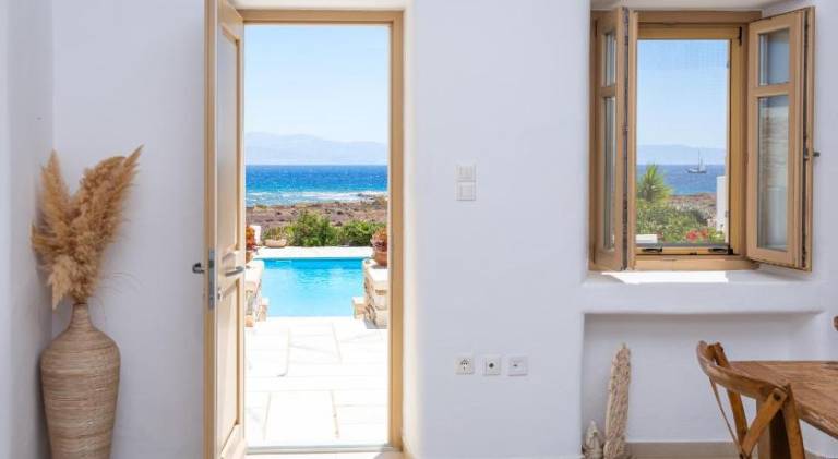Villa with garden, terrace & private pool | Good for workation — photo 2