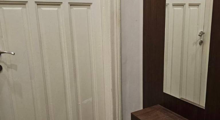 Super Central 2BR FREE Parking by BulgarianHomes — photo 4
