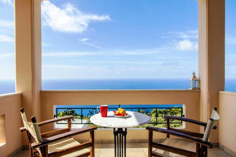 Villa with pool | Pet-friendly — photo 5