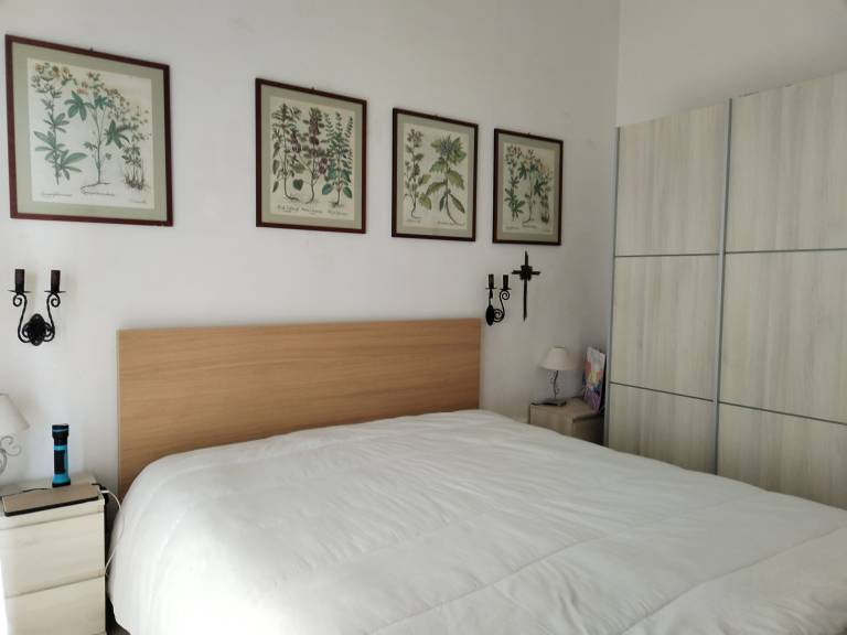 Rental apartment with garden, terrace & barbecue | Sea view — photo 4