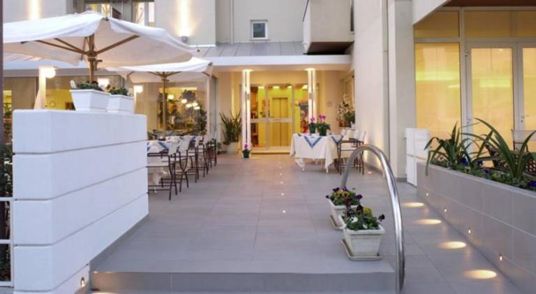 Hotel Nives — photo 5