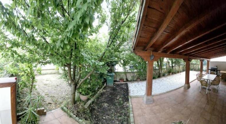 Vacation home with 4 rooms for 6 persons in Santander