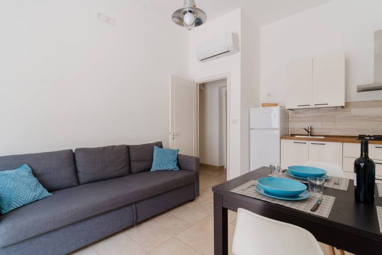 Holiday apartment with fast internet | City view — photo 3